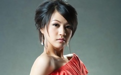 漂亮人妻被强中文字幕